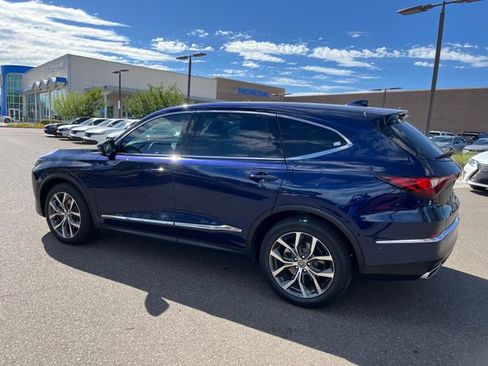 Used 2024 Acura MDX SH-AWD w/ Technology Package image 4