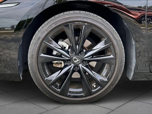 Used 2024 Lexus ES 350 F Sport w/ Accessory Package (Z2) image 10