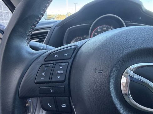 Used 2014 MAZDA MAZDA3 i Touring w/ Technology Package image 24