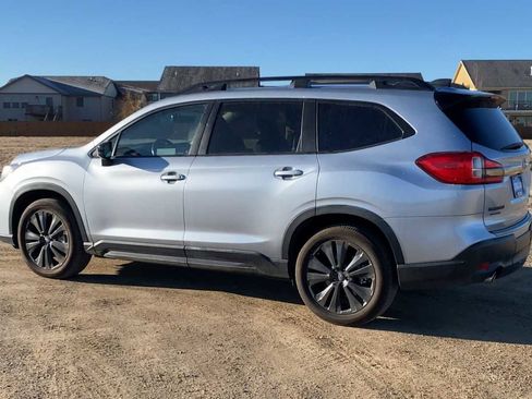 Used 2022 Subaru Ascent Onyx Edition image 6