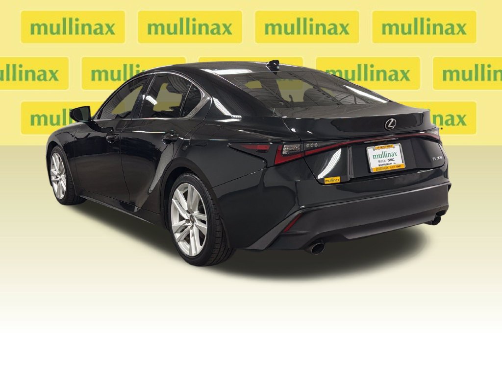 Used 2021 Lexus IS 300 w/ Accessory Package 2 RWD image 11