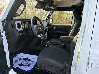 Used 2025 Jeep Wrangler Unlimited Sahara