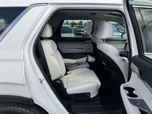 Used 2022 Hyundai Palisade SEL w/ Premium Package AWD/4WD image 15