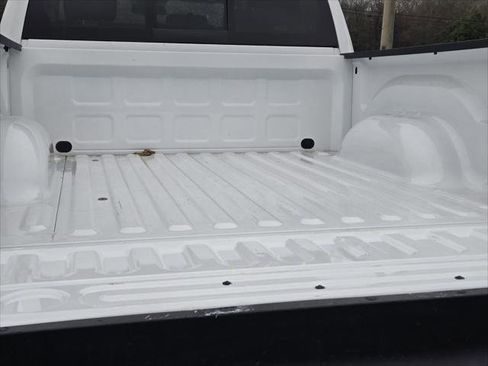 Certified 2023 RAM 1500 Classic SLT w/ Trailer & Traction Group AWD/4WD image 10