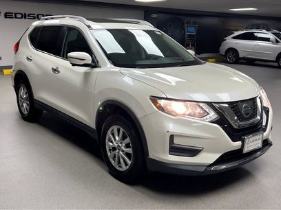 Used 2017 Nissan Rogue SV w/ Sun & Sound Touring Package