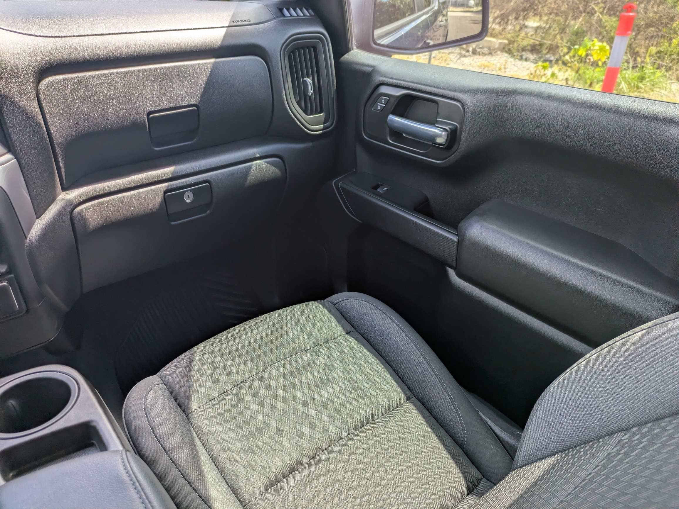Used 2022 Chevrolet Silverado 1500 Custom RWD image 16