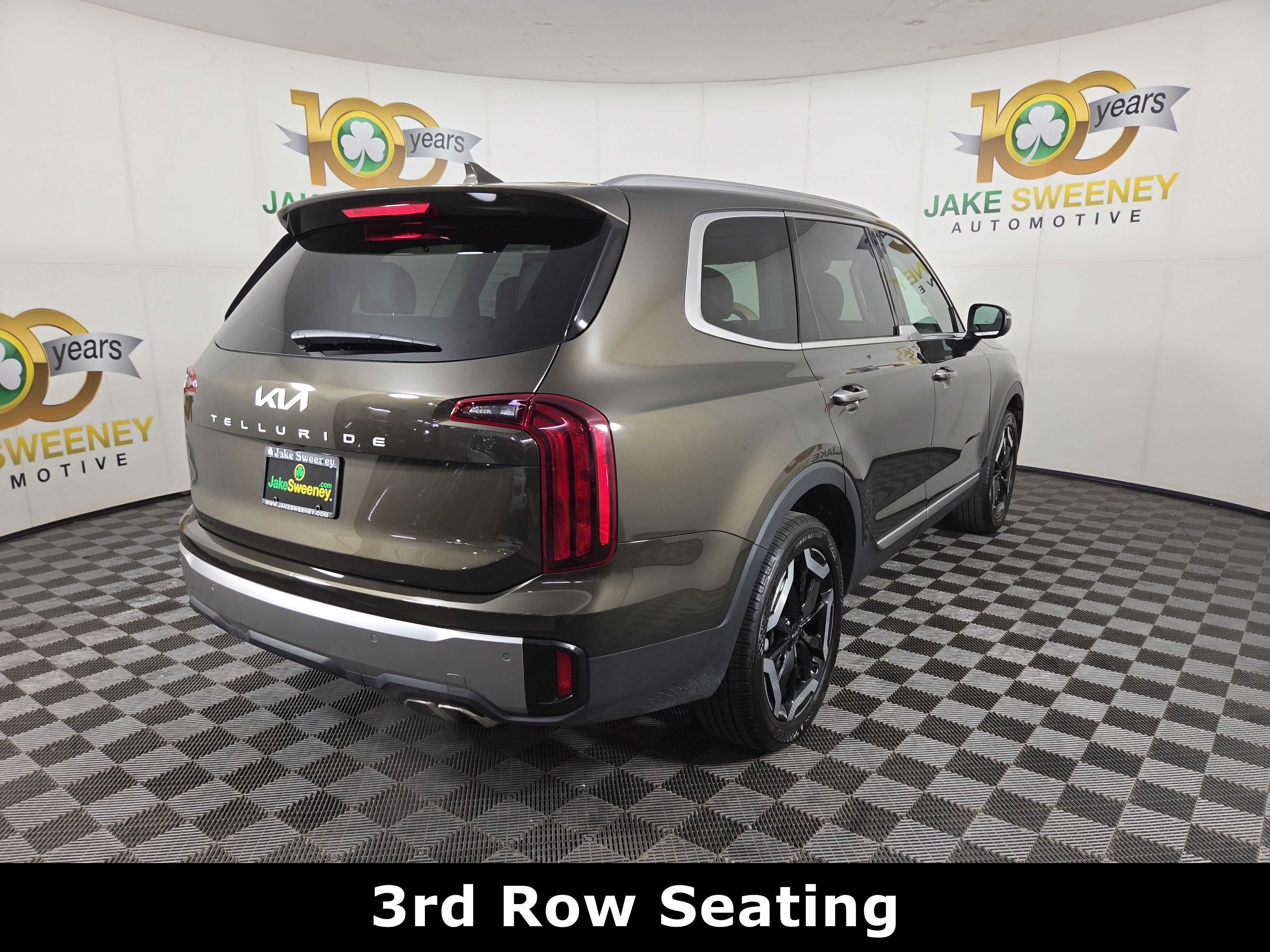 Used 2025 Kia Telluride S FWD image 9