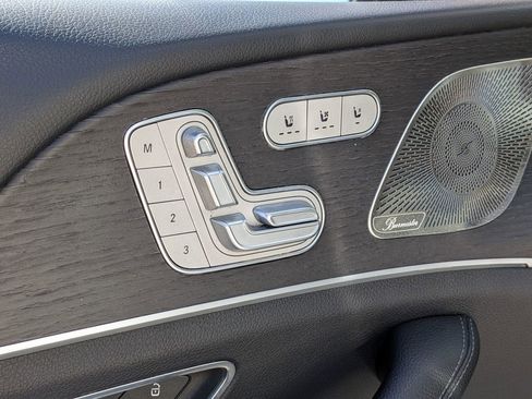 Used 2022 Mercedes-Benz GLE 350 4MATIC w/ AMG Line Exterior image 16