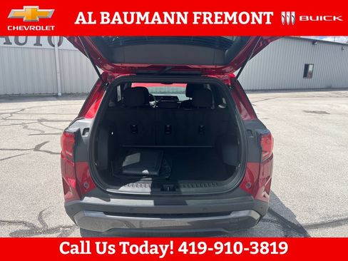 Used 2025 GMC Terrain Elevation AWD/4WD image 23