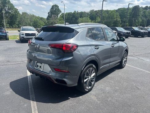 Used 2020 Buick Encore GX Select w/ Sport Touring Package FWD image 3