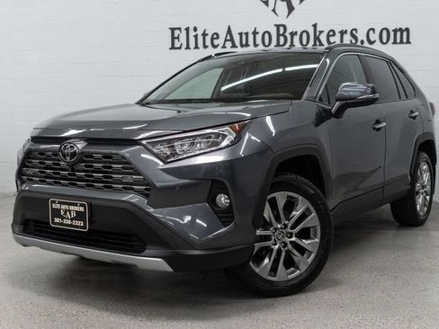 Used 2021 Toyota RAV4 Limited AWD/4WD image 40