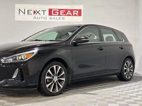 Used 2018 Hyundai Elantra GT w/ Tech Package 03 image 5
