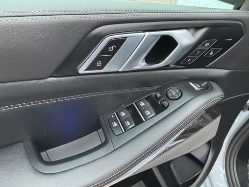Used 2026 BMW X5 xDrive40i image 21