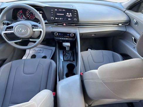 Used 2023 Hyundai Elantra SEL w/ Cargo Package image 16