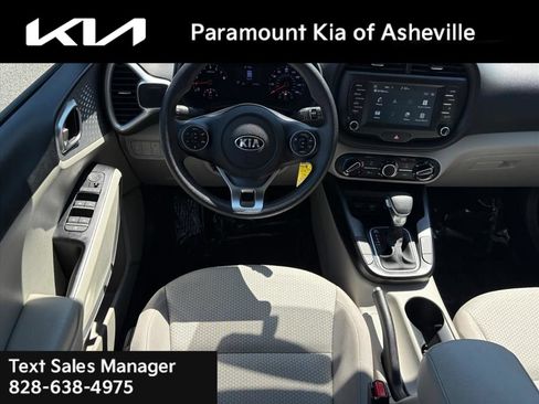 Used 2020 Kia Soul LX FWD image 20
