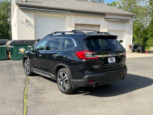 Certified 2024 Subaru Ascent Touring AWD/4WD image 3