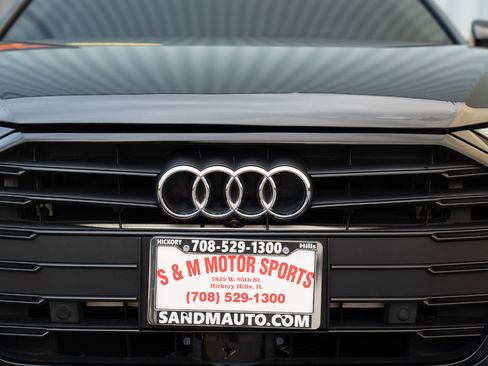 Used 2021 Audi A8 L 3.0T w/ Executive Plus Package image 4