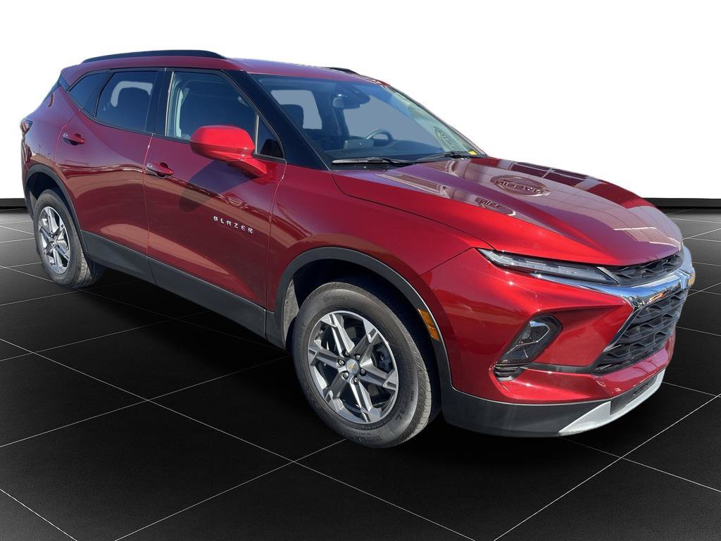 Used 2024 Chevrolet Blazer LT w/ Convenience Package FWD image 7