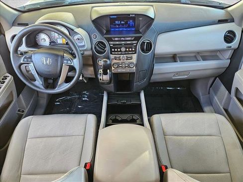 Used 2014 Honda Pilot LX image 22