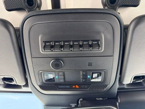 New 2026 Ford Bronco Heritage Edition AWD/4WD image 13