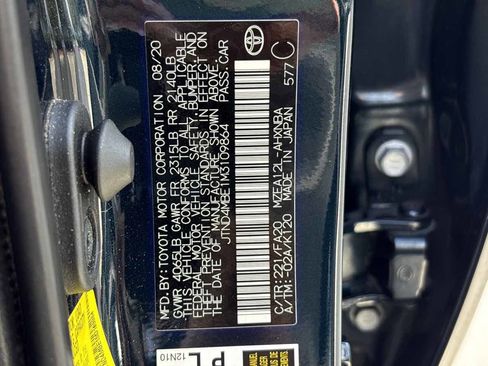 Used 2021 Toyota Corolla SE w/ Protection Package (TMS) FWD image 30