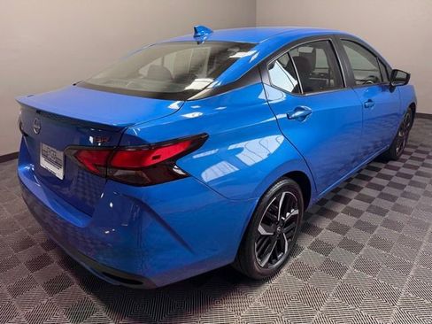 Used 2024 Nissan Versa SR FWD image 8