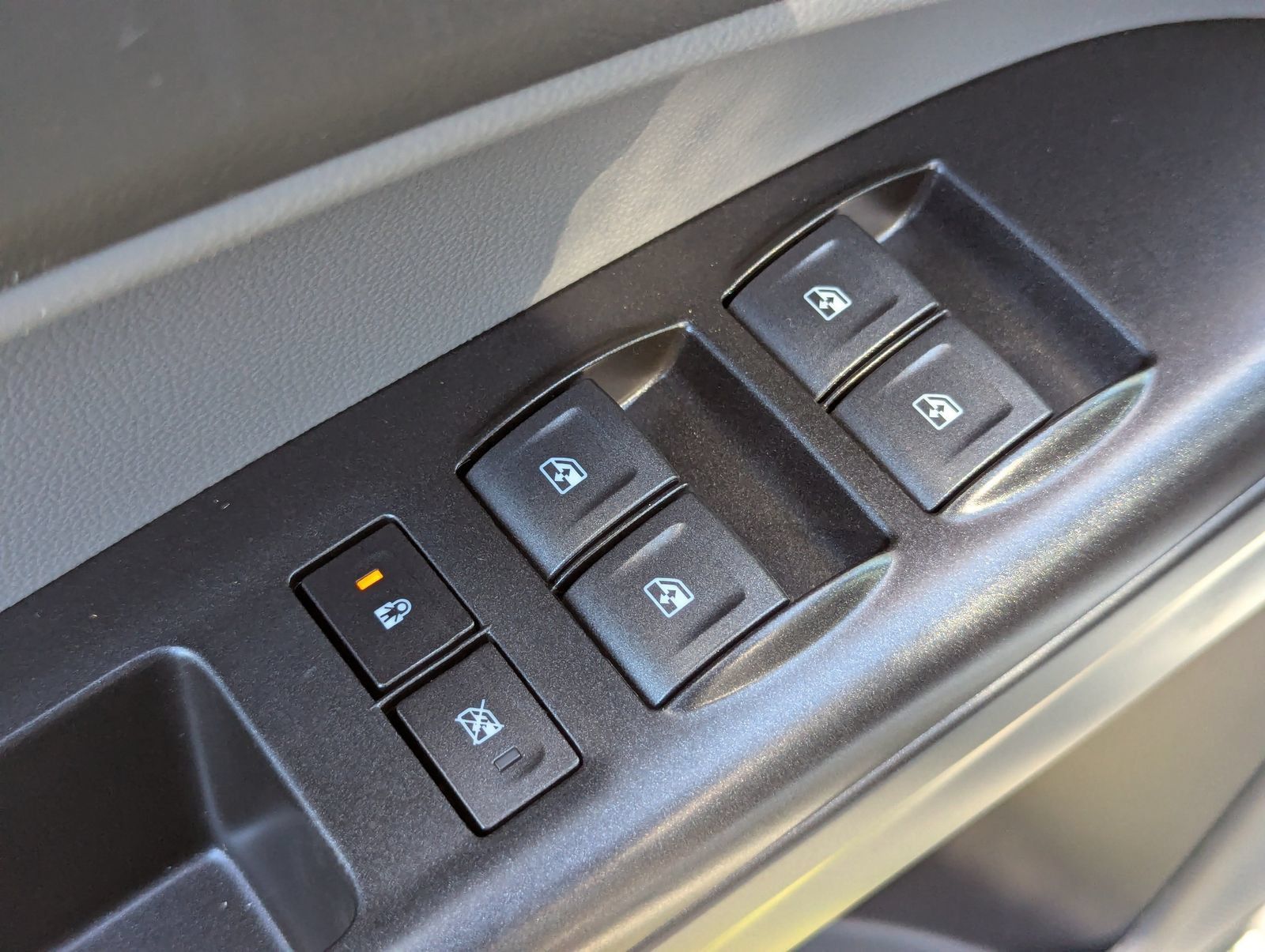 Used 2020 GMC Canyon 2WD Crew Cab w/ Convenience Package image 22
