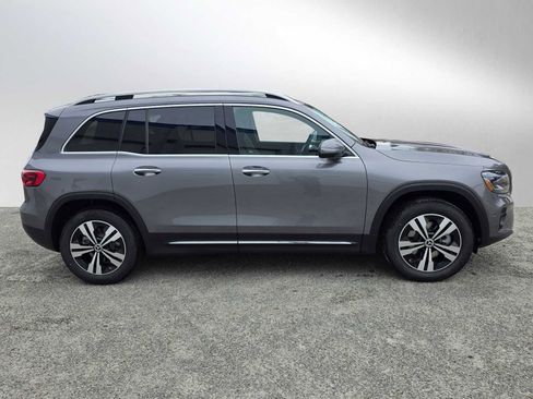New 2026 Mercedes-Benz GLB 250 4MATIC image 2