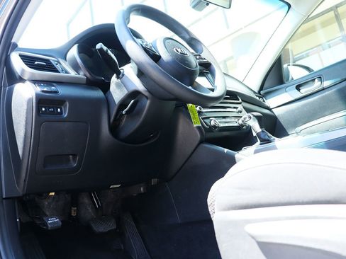 Used 2020 Kia Optima LX image 40