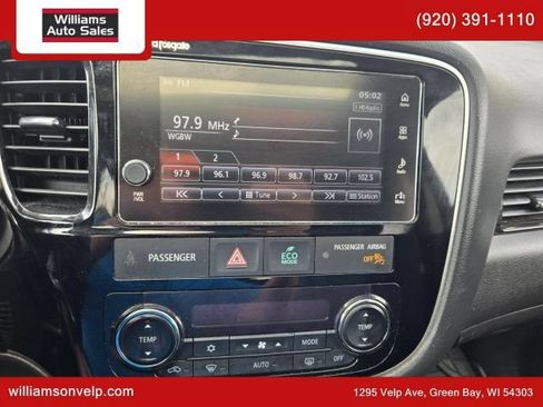 Used 2018 Mitsubishi Outlander GT AWD/4WD image 20
