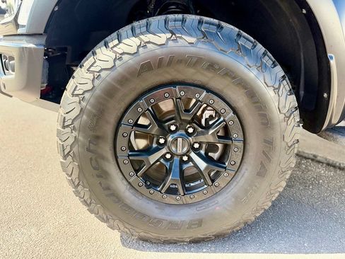 Used 2023 Ford F150 Raptor w/ Equipment Group 802A Raptor R AWD/4WD image 9
