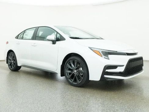 New 2026 Toyota Corolla LE image 29