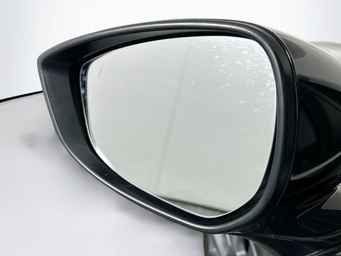 Used 2025 MAZDA CX-30 AWD 2.5 S w/ Preferred Package image 16
