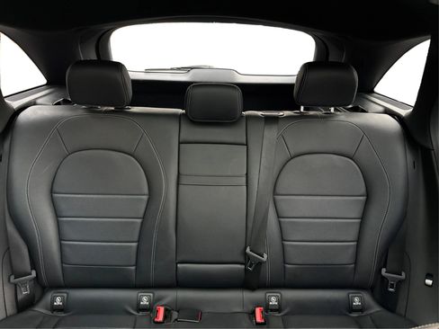 Used 2018 Mercedes-Benz GLC 350e 4MATIC image 17