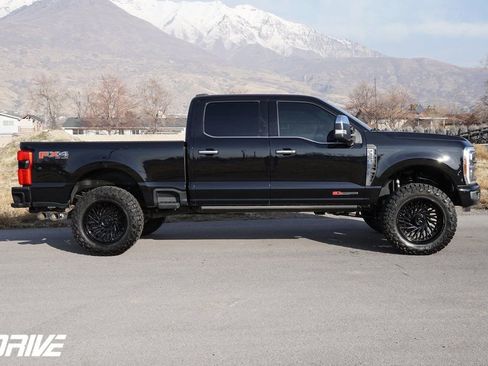 Used 2024 Ford F350 Platinum image 12