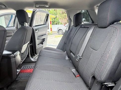 Used 2015 GMC Terrain SLE FWD image 11