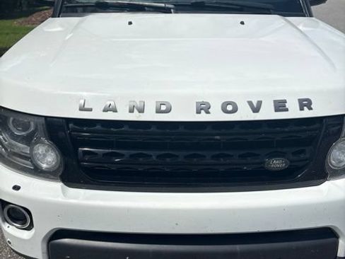 Used 2016 Land Rover LR4 HSE Silver Edition AWD/4WD image 13