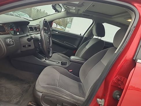 Used 2014 Chevrolet Impala LT w/ LT Sunroof Package image 9