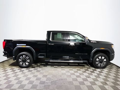 Used 2026 GMC Sierra 2500 Denali w/ Denali Reserve Package image 8