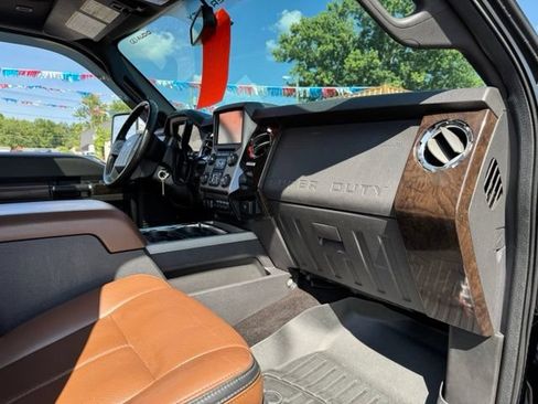 Used 2016 Ford F350 Platinum AWD/4WD image 15