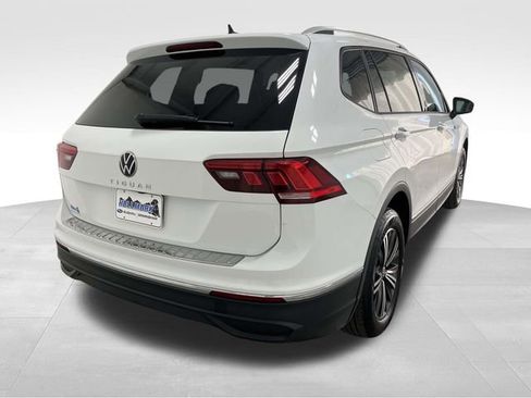 Used 2024 Volkswagen Tiguan Wolfsburg Edition image 5