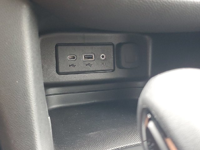 Certified 2024 Chevrolet Equinox LT FWD image 29