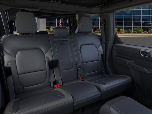 New 2025 Ford Bronco Outer Banks AWD/4WD image 11