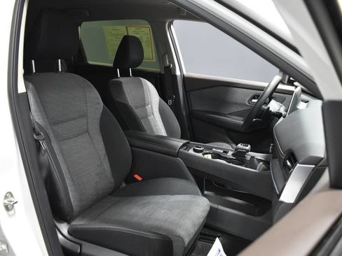 Certified 2023 Nissan Rogue SV AWD/4WD image 14