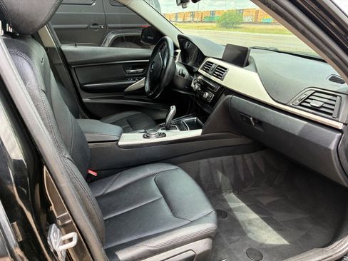 Used 2016 BMW 320i xDrive Sedan AWD/4WD image 24