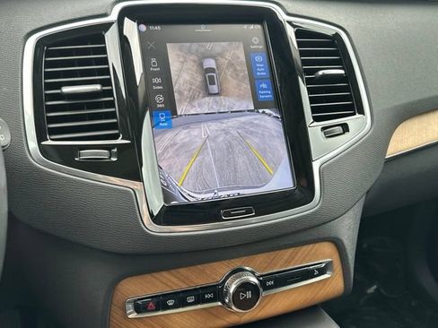 Certified 2024 Volvo XC90 B5 Plus AWD/4WD image 25