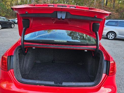 Used 2014 Volkswagen Jetta S image 24