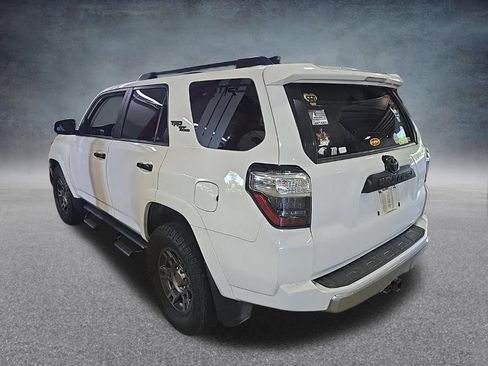 Used 2019 Toyota 4Runner TRD Off-Road Premium AWD/4WD image 4