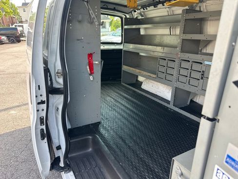 Used 2011 Chevrolet Express 1500 AWD w/ Power Package image 31