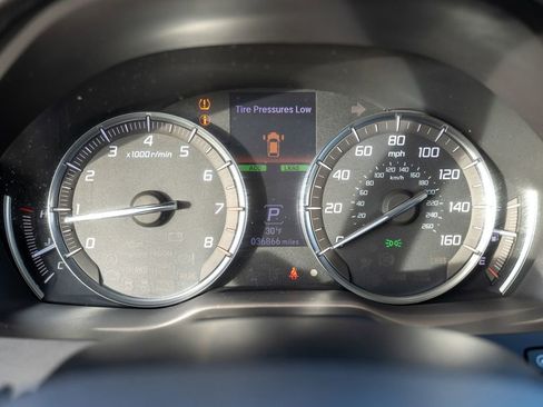 Used 2020 Acura MDX SH-AWD image 12